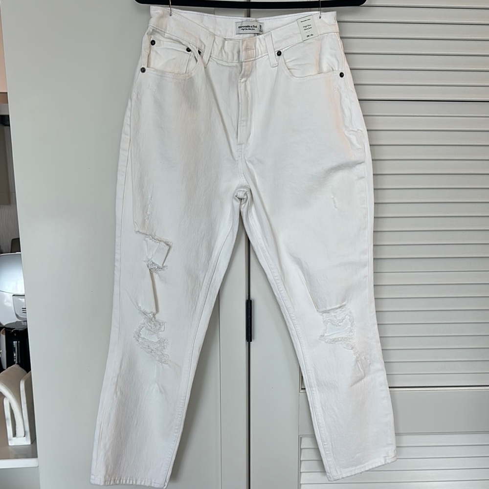 Abercrombie&Fitch High Rise Mom Jean
